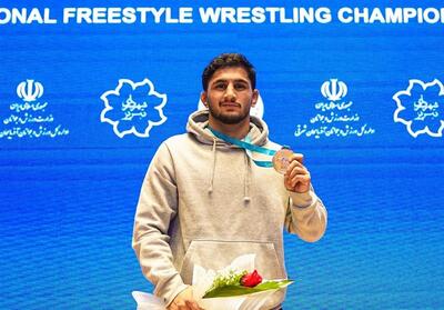 الهی: ‌بهترین مدال را برای کشتی ‌در آسیا و جهان کسب خواهم کرد - تسنیم