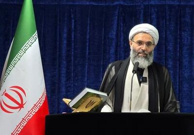 امام جمعه قشم: حماسه نهم دی ماه، نماد بلوغ سیاسی و بصیرت ملی است - تسنیم