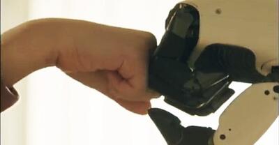  انقلاب در خانه‌داری؛ ال‌جی با ربات انسان‌نمای CLOiD آینده را به خانه می‌آورد