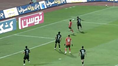 صحنه مشکوک به پنالتی در محوطه پرسپولیس