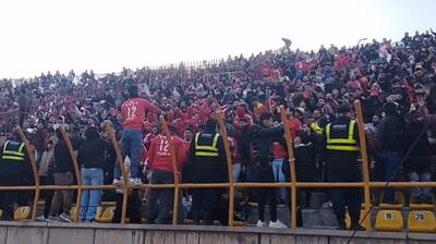 تشویق پر شور هواداران تراکتور در قزوین