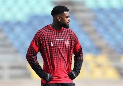 افشاگری مهاجم سابق پرسپولیس / در ایران همه چیز قدیمی است!