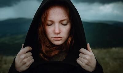 11 نشانه پنهان که خبر از یک «ترومای حل نشده» می دهد