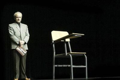 بررسی نمایش نامه «شب روی سنگفرش خیس» نوشته اکبر رادی/ جنگ اخلاق و سرنوشت