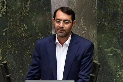 زارع، نماینده مجلس: نرخ یورو در بودجه سال آینده ۱۰۰ هزار تومان ارز‌ان‌تر از بازار آزاد است؛ این کار دیوانگی است