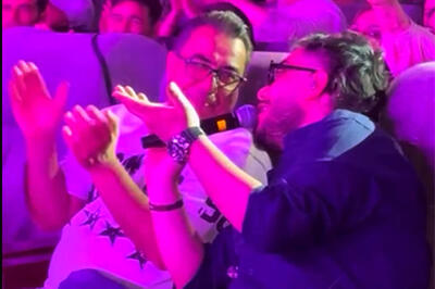  خوانندگی پدر آرون افشار در کنسرت پسرش