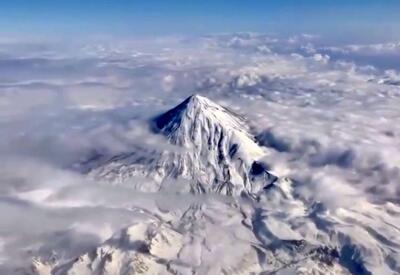 عجیب اما واقعی؛ بارش برف سیاه بر روی دماوند