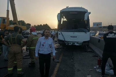 ترافیک سنگین در مسیر تهران–کرج پس از واژگونی اتوبوس