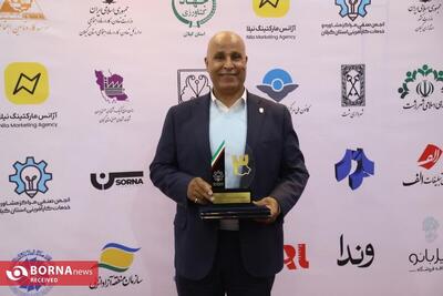 انتخاب   اسفندیار زیال  به عنوان کارآفرین برتر حوزه گردشگری