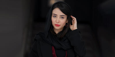  الناز حبیبی با ترکیب رنگ استایل زمستانی‌اش مورد توجه قرار گرفت! - چی بپوشم