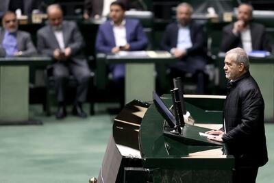 تقابل دولت و مجلس: بودجه روی میز، کابینه زیر ذره‌بین