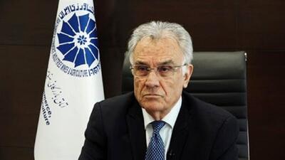 دولت در آرزوی ساخت ۲۴۰۰۰ مگاوات نیروگاه است اما نهایتا امسال اگر به ۲۵۰۰ مگاوات تولید برق جدید برسد خیلی هنر کرده است