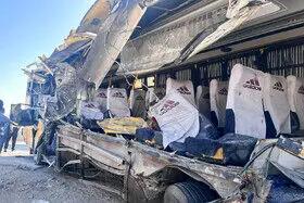 واژگونی اتوبوس در بزرگراه تهران-کرج / ۴ نفر مصدوم شدند