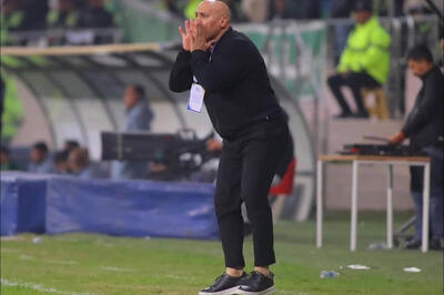 منصوریان: با برد دربی مردم الطلبه با تیمشان آشتی کردند