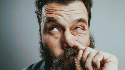  آیا انگشت کردن در دماغ با آلزایمر ارتباط دارد؟ دانشمندان پاسخ می‌دهند - گیمفا