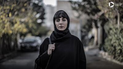  استایل قرمز و شیک مهشید جوادی بازیگر سریال شغال