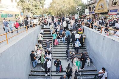 راهبردی از سر ناچاری/ بحثی در تبیین مبانی روزنه‌گشایی و نسبت آن با زندگی روزمره، سیاست داخلی و سیاست خارجی امروز ایران و ایرانیان/ بخش نخست