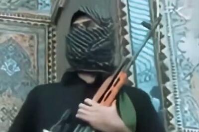 تصاویر منتشر نشده از جنگ تن‌به‌تن با آمریکایی‌ها در اطراف بیت آیت‌الله سیستانی