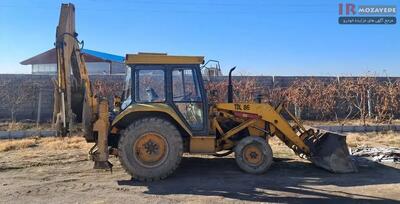 حراج 14 دستگاه ماشین الات سنگین وسبک زیر قیمت (شهرداری) : سوزوکی  ، بیل بکهو ، گریدر ،  غلتک ، وانت کمپرسی