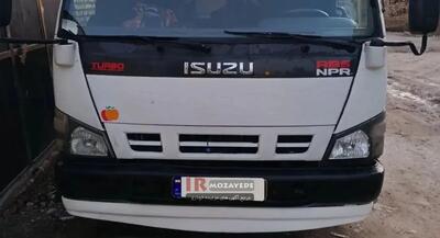  حراج کامیونت ایسوزو یخچالدار ( اداره کل تامین اجتماعی)