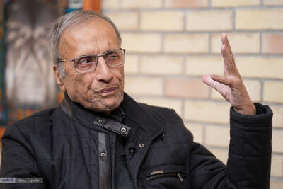 هادی خانیکی از راه‌های برون‌رفت از «اکنون خطیر ایران» می گوید / زبان ما نباید زبان انقلابی باشد / هیچ جریان سیاسی دارای نسخه شفابخش نیست