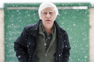 دست بیرون مانده از خاکِ بهرام بیضایی و آرزوهای محقق نشده‌اش/ ۱۵ سال دوری از ایران، ابدی شد