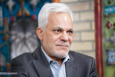 روایت سردار طلایی از ورود شیرین عبادی به کشور/ لباس شخصی‌ها نگرانند به مقدسات توهین شده باشد