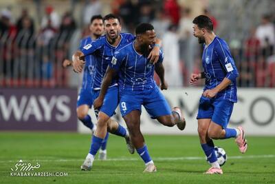 ۱۰۰ تایی شدن نازون با گلزنی در استقلال +عکس