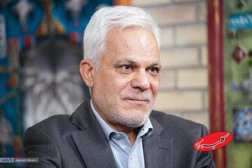  واکنش کاربران خبرآنلاین به دفاع مرتضی طلایی از تصمیمات امنیتی و اجتماعی در زمان تصدی‌اش در پلیس تهران/ چرا هرکسی از قدرت کنار می‌رود اپوزیسیون می‌شود؟ - کلبه سرگرمی