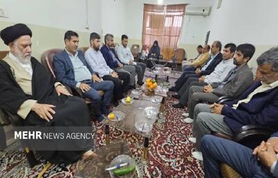  امام جمعه دیر: غفلت فرهنگی خطرناک‌تر از تهدید نظامی است