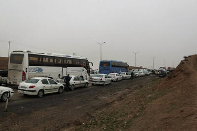 ترافیک سنگین در مسیر تهران–کرج پس از واژگونی اتوبوس