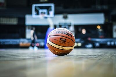 فدراسیون‌ها متولی ورزش هستند یا بیگانه‌ها؟ - پارس فوتبال