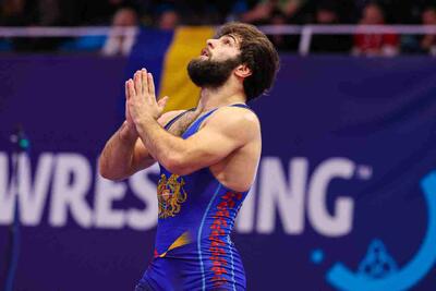 مسابقات قهرمانی کشور کشتی آزاد و فرنگی ارمنستان؛ درخشش برادران ترتریان در میان وزن - پارس فوتبال