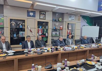 انتخاب دو کارشناس برای حضور در هیئت رئیسه سازمان لیگ - پارس فوتبال