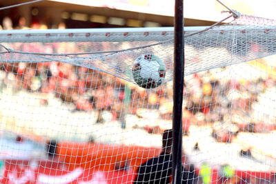 سقوط آزاد «سرمایه اجتماعی» در فوتبال/ «بنگاهی» برای غارت اموال عمومی! - پارس فوتبال