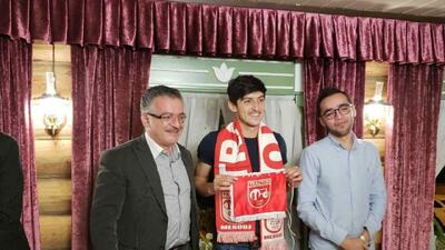 حمایت ویژه سردار آزمون از محمدرضا زنوزی / عکس - پارس فوتبال