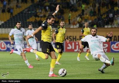 سپاهان با گذر از شگفتی‌ساز به صدر بازمی‌گردد؟/ پیکانِ دقیقی به غول‌کش رسید - پارس فوتبال