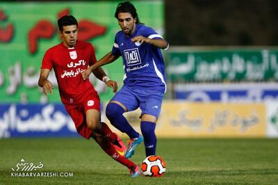 خبرورزشی‌گردی| دزد به جواهرات بازیکن استقلال زد - پارس فوتبال