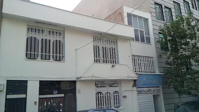 امضا: دانش‌آموزان مدرسه غیرقانونی «ثقلین»