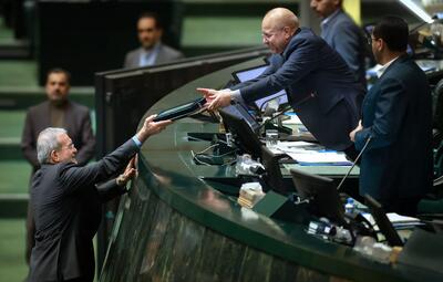 بودجه بدون سیگنال ارزی؛ استراتژی دولت برای مهار تورم - سرمایه و بورس