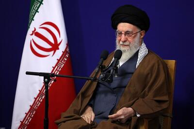 رهبر معظم انقلاب اسلامی: نیاز مهم امروز جهان، نظام عادلانه ملّی و بین‌المللی اسلامی است