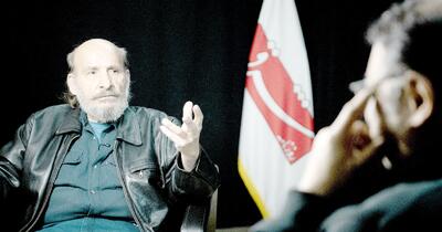 از کارگری صحنه در آبادان  تا دیدار با یاسر عرفات