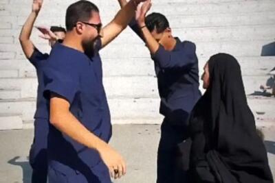  آواز بهجتی؛ رقص مادر پیر و پسرش با آهنگ ناز نکن ناز نکن بخاطر فارغ تحصیلی