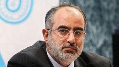 واکنش آشنا به مصاحبه پزشکیان با سایت رهبری