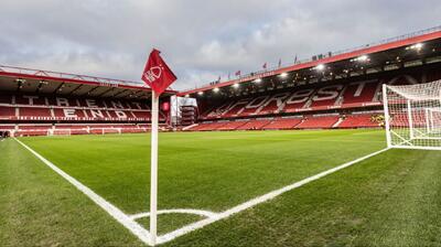 ناتینگهام فارست - منچسترسیتی؛ ترکیب رسمی