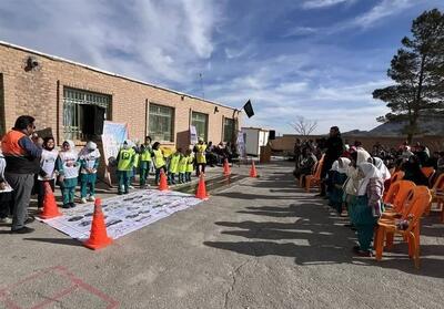 برگزاری 40 دوره آموزشی ویژه کاربران جاده‌ای آسیب‌پذیر در خراسان جنوبی - تسنیم