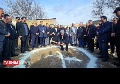 کلنگ پنجمین مدرسه خیرساز استان در روستای آزاد ده - تسنیم