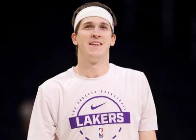 شوک به لیکرز: ستاره از دسترس خارج شد!