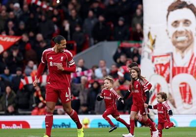 لیورپول 2-1 وولوز: قرمزها کم کم لیورپول می‌شوند