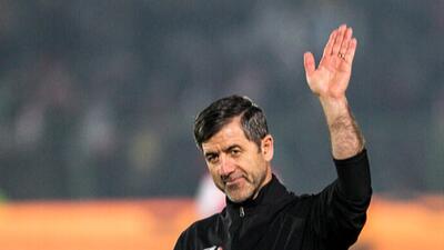 کریم باقری جواب پیامک‌های مردم را می‌دهد